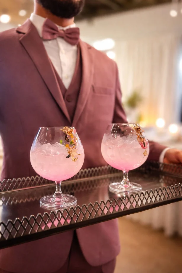 Detalhe de coquetel volante preparado pela Malibu Bar